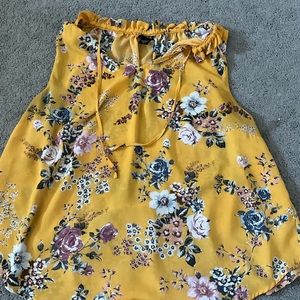 Yellow floral no sleeve top
